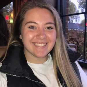 Meet your Posher, Bailey